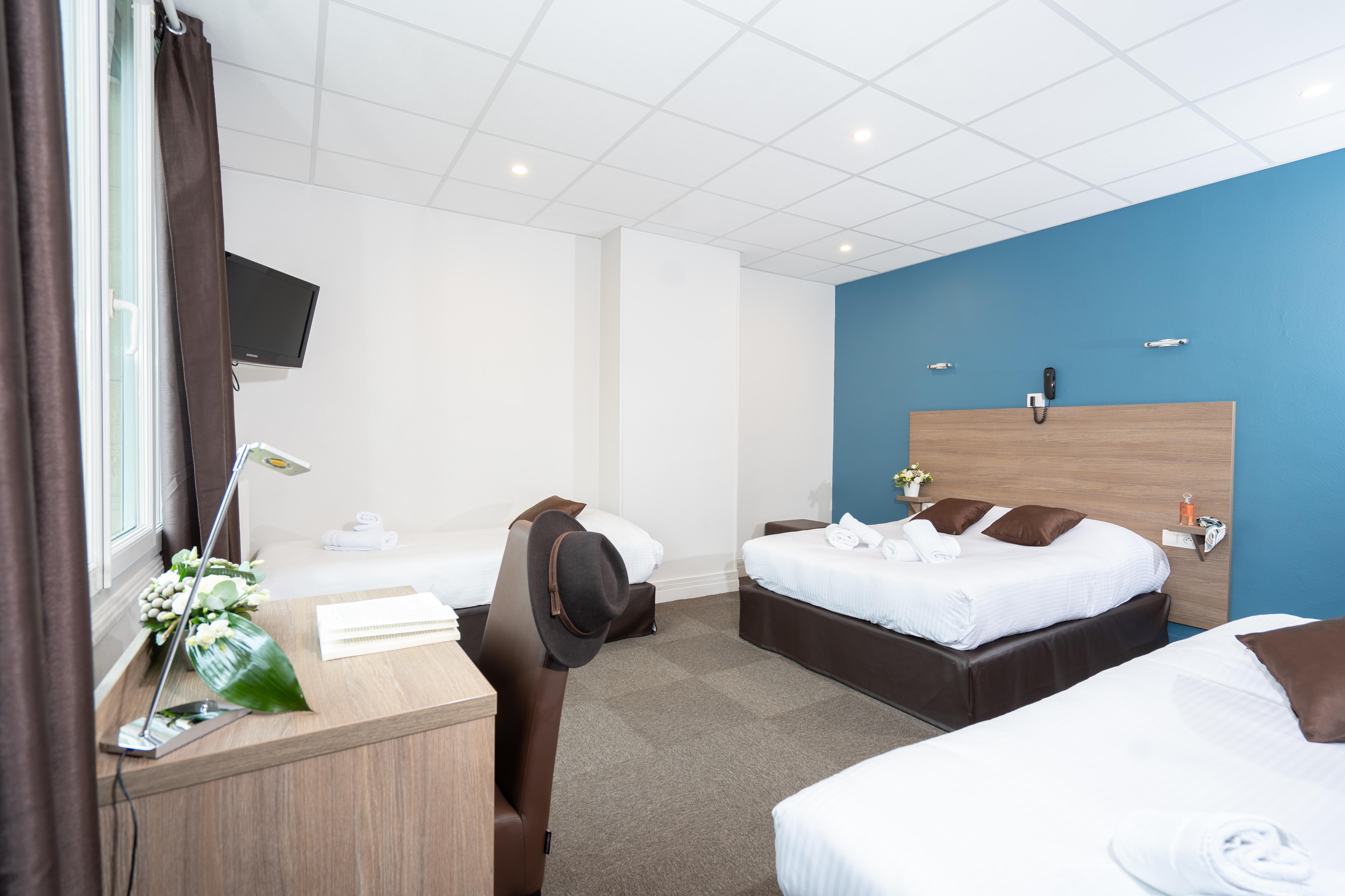 Logis Hotel Du Chateau Caen Esterno foto