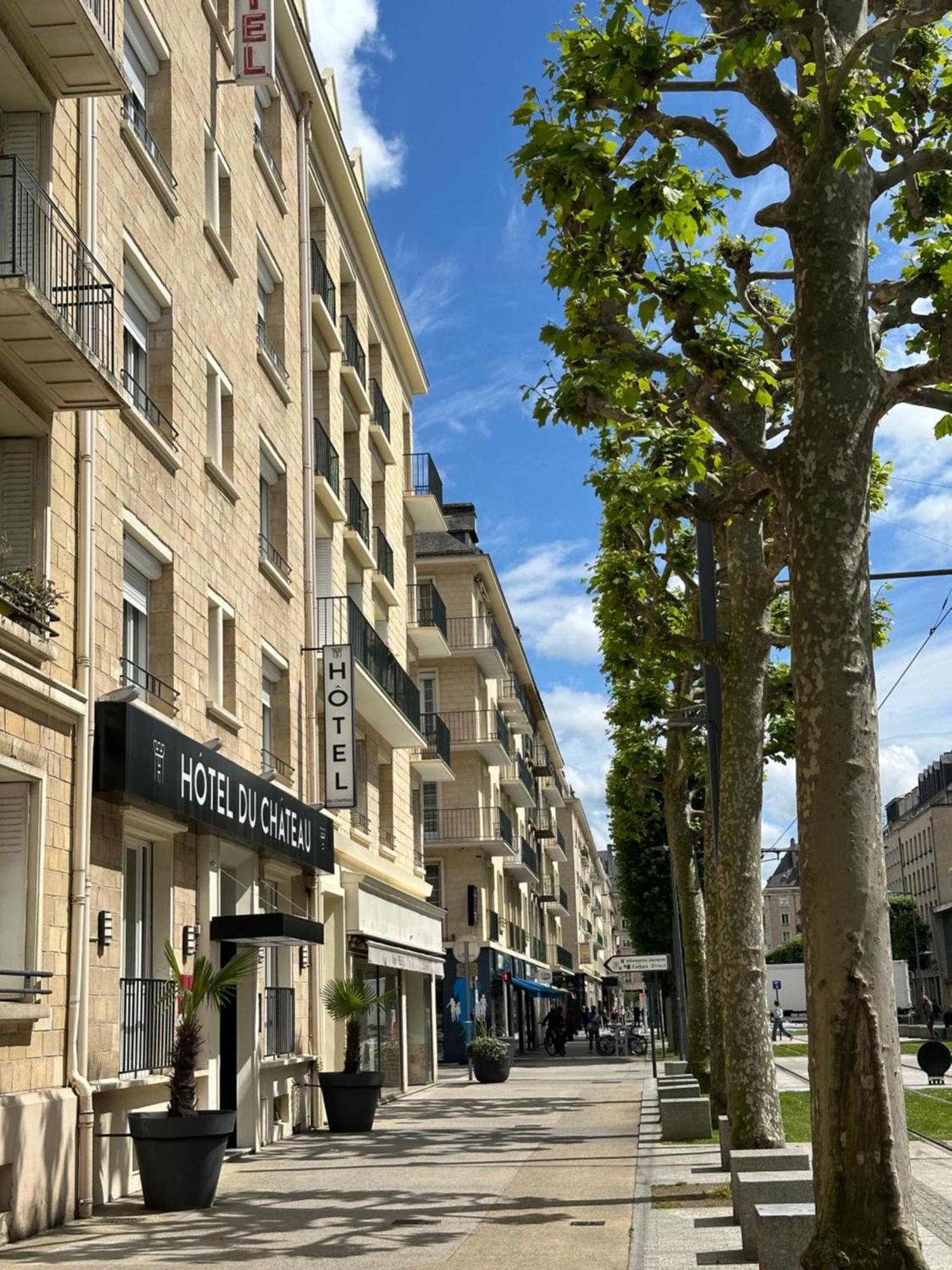 Logis Hotel Du Chateau Caen Esterno foto