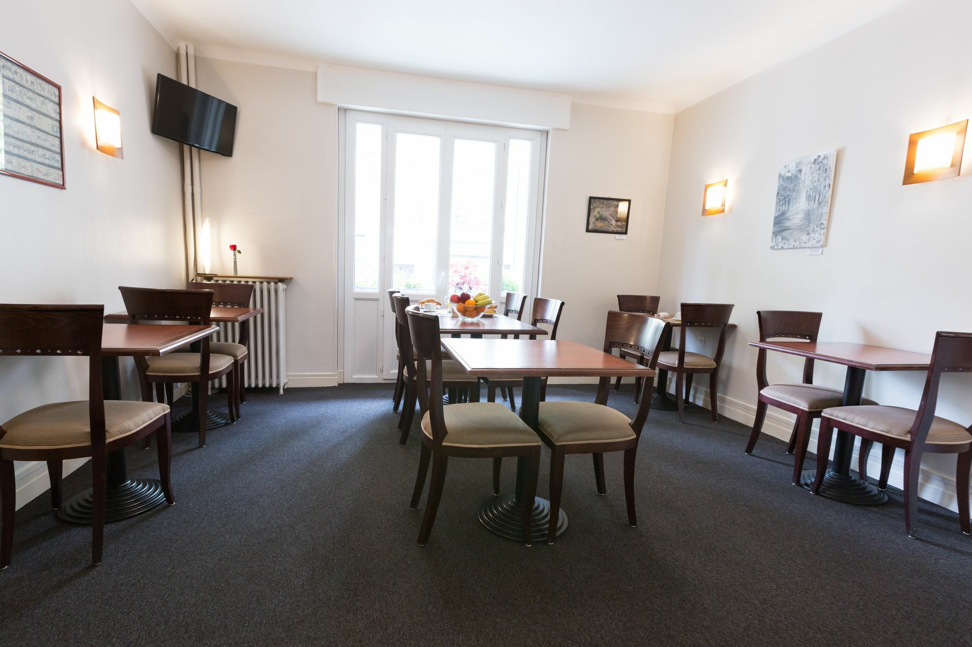 Logis Hotel Du Chateau Caen Esterno foto