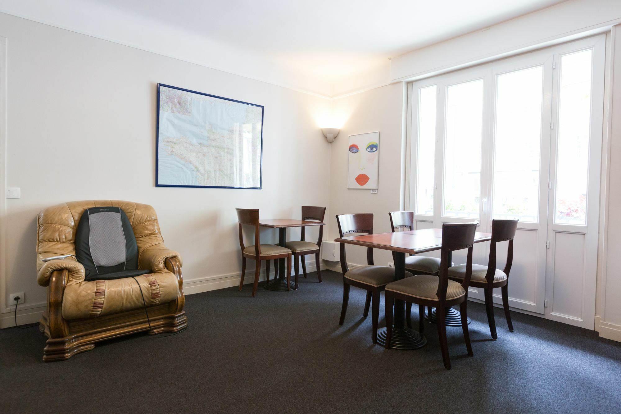 Logis Hotel Du Chateau Caen Esterno foto
